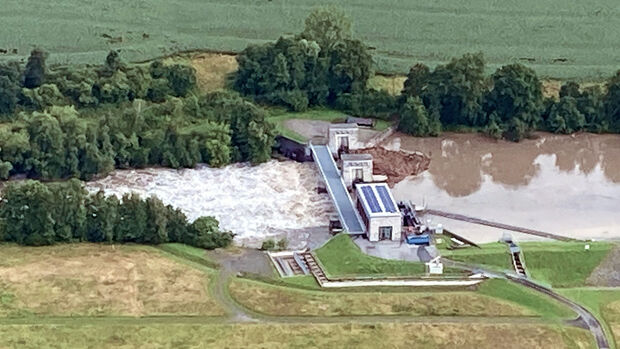 Echhausen Wasserwerk Stauwehr COPYRIGHT: BILDAGENTUR AD MEDIEN GMBH