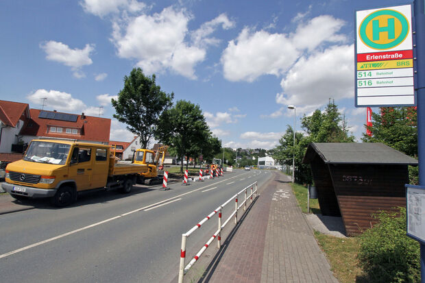 Bauarbeiten an der Bushaltestelle "Erlenstraße" in Wickede FOTO: ANDREAS DUNKER