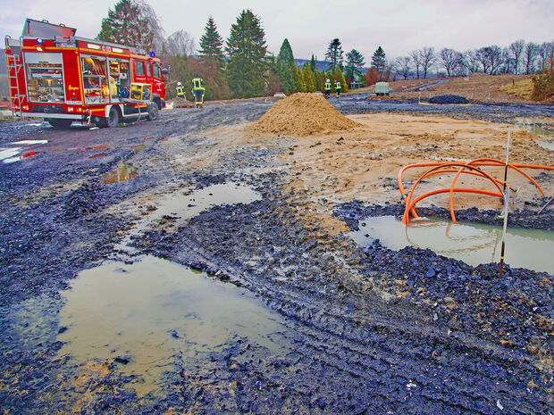 Feuerwehr-Einsatz im Neubaugebiet Osterdorf in Echthausen FOTO: ANDREAS DUNKER