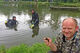 DLRG-Rettungskräfte suchen Fischteich ab: Tauchen im Trüben