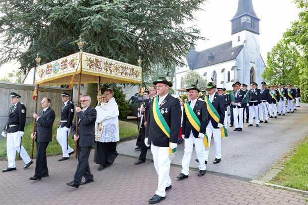 Fronleichnams-Prozession in Echthausen ARCHIVFOTO: ANDREAS DUNKER