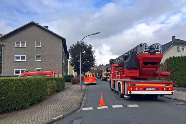 Feuerwehreinsatz in der Hövelstraße FOTO: ANDREAS DUNKER
