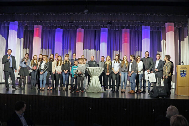 Sportler-Ehrung beim Neujahrsempfang der Gemeinde Wickede (Ruhr) FOTO: ANDREAS DUNKER