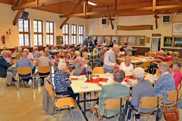 Kaffeetrinken für Senioren in der Gemeindehalle in Echthausen ARCHIVFOTO: ANDREAS DUNKER