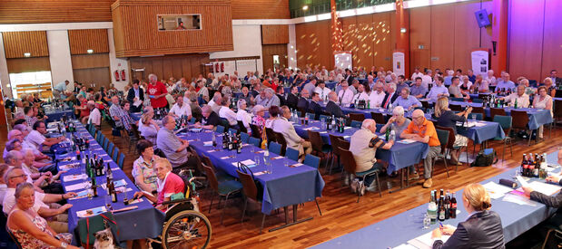 Generalversammlung der Volksbank Wickede (Ruhr) eG mit 225 stimmberechtigten Mitgliedern im großen Saal des Bürgerhauses FOTO: ANDREAS DUNKER