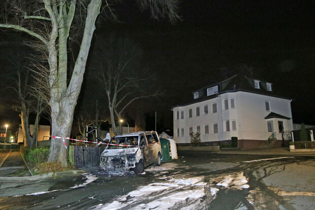 Der mit Flatterband abgesperrte "Tatort" FOTO: ANDREAS DUNKER