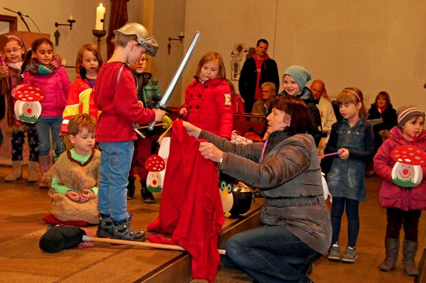 Sankt-Martins-Spiel des St.-Josef-Kindergartens in der katholischen St.-Antonius-Kirche in Wickede ARCHIVFOTO: ANDREAS DUNKER